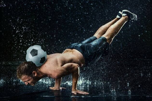 Freizeit Trend: Football Freestyle Copyright: xmaster1305x Panthermedia19274899