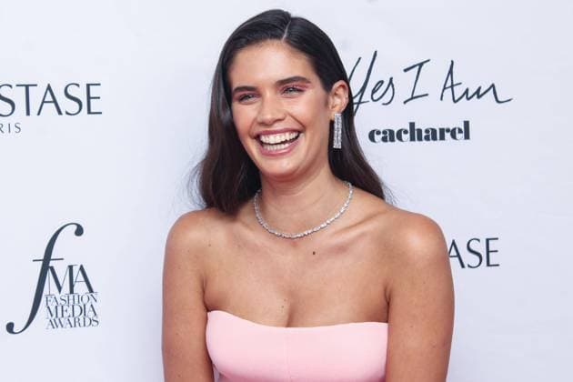 The Daily Front Row 8th Annual Fashion Media Awards MANHATTAN, NEW YORK CITY, NEW YORK, USA - SEPTEMBER 09: Model Sara Sampaio arrives at The Daily Front Row 8th Annual Fashion Media Awards held at The Rainbow Room at Rockefeller Center on September 9, 2021 in Manhattan, New York City, New York, United States. New York City New York United States collin-thedaily210909_npv0D  Copyright: xImagexPressxAgencyx