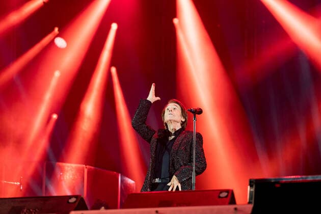 September 10, 2021, Valencia, Spain: The Spanish singer, Raphael performs on stage on his Tour 6.0 during the Nits al Carme concerts at the City of Arts and Sciences in Valencia..Miguel Rafael Martos Sanchez, better known as Raphael (Linares, JaÃ n, Spain; May 5, 1943), is a Spanish singer and actor, recognized for being one of the forerunners of the romantic ballad in Spain and in Spanish-speaking countries Valencia Spain - ZUMAs197 20210910_zaa_s197_320 Copyright: xXiscoxNavarrox