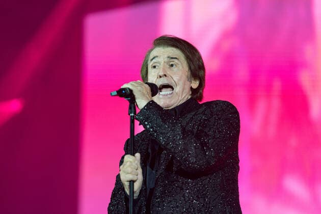 September 10, 2021, Valencia, Spain: The Spanish singer, Raphael performs on stage on his Tour 6.0 during the Nits al Carme concerts at the City of Arts and Sciences in Valencia..Miguel Rafael Martos Sanchez, better known as Raphael (Linares, JaÃ n, Spain; May 5, 1943), is a Spanish singer and actor, recognized for being one of the forerunners of the romantic ballad in Spain and in Spanish-speaking countries Valencia Spain - ZUMAs197 20210910_zaa_s197_330 Copyright: xXiscoxNavarrox