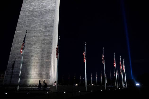 Tower Of Light Pentagon 9 11 Tribute Seen From Washington Monument The Tower of Light 9 11 tribute, hosted by the Tunnel to Towers Foundation, is seen on the National Mall beyond the Washington Monument on September 10, 2021, the evening of the 20th anniversary of the 9 11 terrorist attacks on the United States Washington D.C. United States dozier-towerofl210910_npTOI  Copyright: xBryanxOlinxDozierx