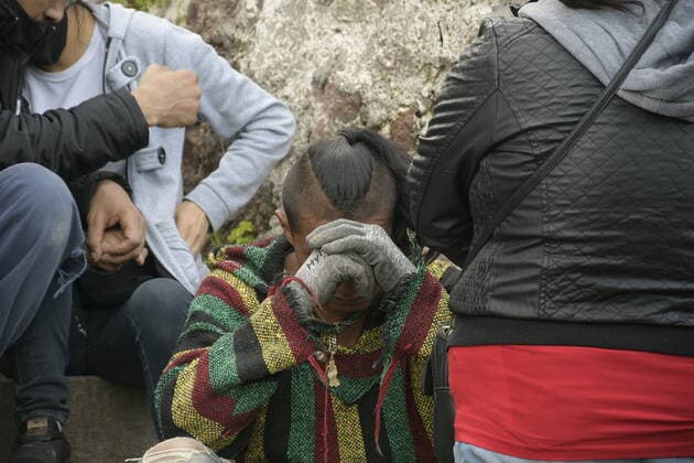 2 Persons Lose Their Life In Collapse Of Chiquihuite Hill MEXICO CITY, MEXICO - SEPTEMBER 10: Voluntaries during the rescue victims after The Chiquihuite hill collapses in Tlanepantla in the north of Mexico City, causing the death of at least 2 people and 10 are missing, around 40 families were affected who were evicted due to the risk of the landslide of the hill. On September 10, 2021 in Mexico City, Mexico. (Photo by Aidee Martinez Eyepix Group) Copyright: xAideexMartinezx EYEPIXGROUP_AMA_09092021_14472