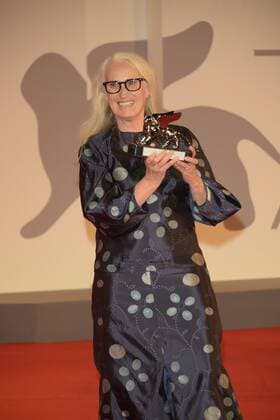 78th Venice film festival I Premiati pictured: Jane campion  Copyright: xAlbertoxTerenghix xIPAx xIPAx xVenezia2000x