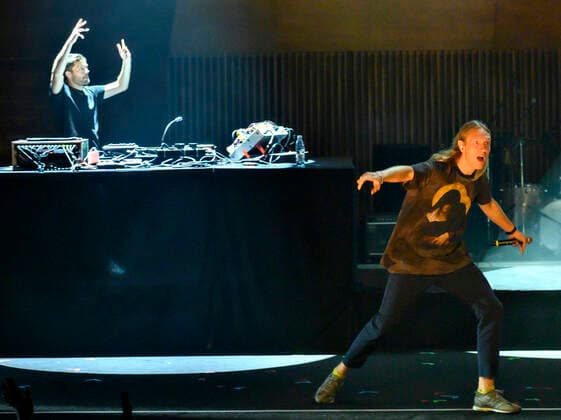 When Saints Go Machine on stage during the P6 BEAT Rocker Concert Hall Saturday, September 11, 2021 For the eighth time, P6 holds the radio channel P6 BEAT Rocker Concert Hall, where the best the Danish music scene can perform live in the DR Concert Hall The show is also a celebration of P6 BEATs 10 years birthday, Copenhagen  Copyright: TorbenxChristensen TorbenxChristensenx COP600 str spdk20210912-030826-L