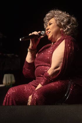 SÃO PAULO, SP - 11.09.2021: ALCIONE NO TOM BRASIL - Singer Alcione performed this Saturday night (11) at Tom Brasil, South Zone of São Paulo with the concert of her new album & 39;Tijolo Por Tijolo& 39;. The presentation followed the new safety protocols, with verification of the public& 39;s vaccination card, in addition to tables with distance. x2118902x  YurixMurakami