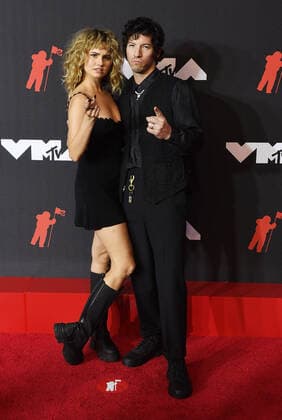 June 8, 2017, New York, NY, USA: Debby Ryan, Josh Dun attend the 2021 MTV Video Music Awards at Barclays Center on September 12, 2021 in the Brooklyn borough of New York City. New York USA - ZUMAs181 20170608_zea_s181_048 Copyright: xImagespacex