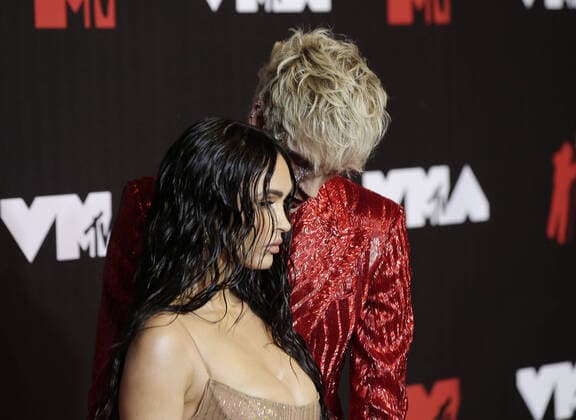 Machine Gun Kelly and Megan Fox arrive on the red carpet at the 38th annual MTV Video Music Awards at Barclays Center in New York City on Sunday, September 12, 2021.  NYP20210912174 JOHNxANGELILLO