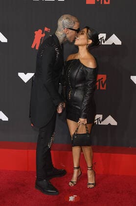 June 8, 2017, New York, NY, USA: Travis Barker, Kourtney Kardashian are seen kissing on the red carper at the 2021 MTV Video Music Awards at Barclays Center on September 12, 2021 in the Brooklyn borough of New York City. New York USA - ZUMAs181 20170608_zea_s181_104 Copyright: xImagespacex