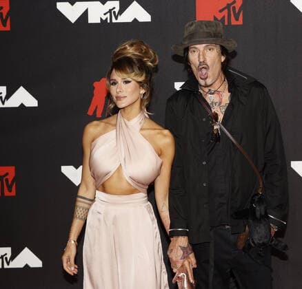 Tommy Lee (right) arrives on the red carpet at the 38th annual MTV Video Music Awards at Barclays Center in New York City on Sunday, September 12, 2021.  NYP20210912185 JOHNxANGELILLO