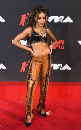 June 8, 2017, New York, NY, USA: Tinashe attends the 2021 MTV Video Music Awards at Barclays Center on September 12, 2021 in the Brooklyn borough of New York City. New York USA - ZUMAs181 20170608_zea_s181_001 Copyright: xImagespacex
