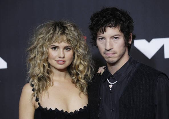Debby Ryan and Josh Dun arrive on the red carpet at the 38th annual MTV Video Music Awards at Barclays Center in New York City on Sunday, September 12, 2021.  NYP20210912833 JOHNxANGELILLO