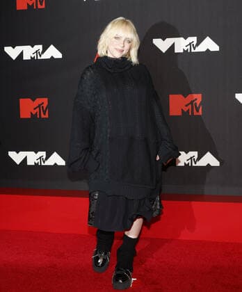 Billie Eilish arrives on the red carpet at the 38th annual MTV Video Music Awards at Barclays Center in New York City on Sunday, September 12, 2021.  NYP20210912840 JOHNxANGELILLO