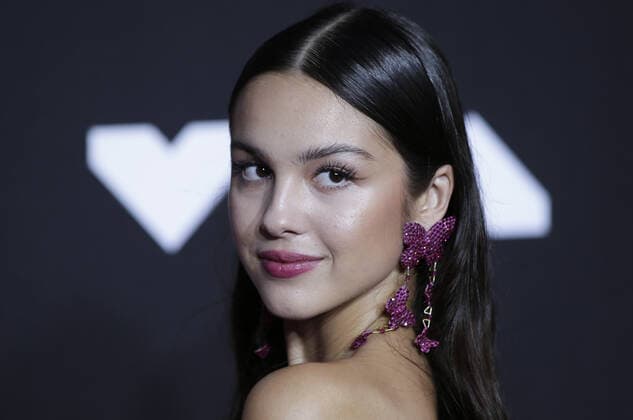 Olivia Rodrigo arrives on the red carpet at the 38th annual MTV Video Music Awards at Barclays Center in New York City on Sunday, September 12, 2021.  NYP20210912905 JOHNxANGELILLO