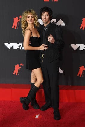 June 8, 2017, New York, NY, USA: Debby Ryan, Josh Dun attend the 2021 MTV Video Music Awards at Barclays Center on September 12, 2021 in the Brooklyn borough of New York City. New York USA - ZUMAs181 20170608_zea_s181_241 Copyright: xImagespacex