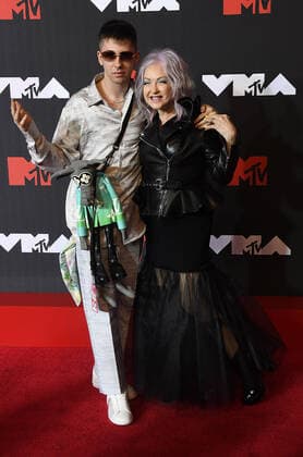 Entertainment Bilder des Tages June 8, 2017, New York, NY, USA: Declyn Lauper Thornton, Cyndi Lauper attends the 2021 MTV Video Music Awards at Barclays Center on September 12, 2021 in the Brooklyn borough of New York City. New York USA - ZUMAs181 20170608_zea_s181_263 Copyright: xImagespacex