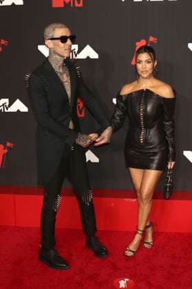 Travis Barker and Kourtney Kardashian at the 2021 MTV Video Music Awards at Barclays Center New York, 12 09 2021 Foto:xR.xWagnerx xFuturexImage