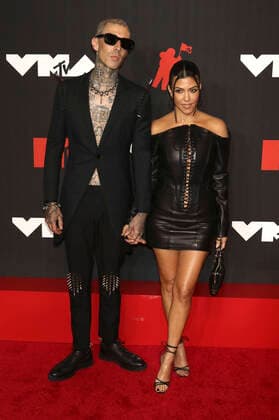 Travis Barker and Kourtney Kardashian at the 2021 MTV Video Music Awards at Barclays Center New York, 12 09 2021 Foto:xR.xWagnerx xFuturexImage