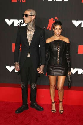 Travis Barker and Kourtney Kardashian at the 2021 MTV Video Music Awards at Barclays Center New York, 12 09 2021 Foto:xR.xWagnerx xFuturexImage