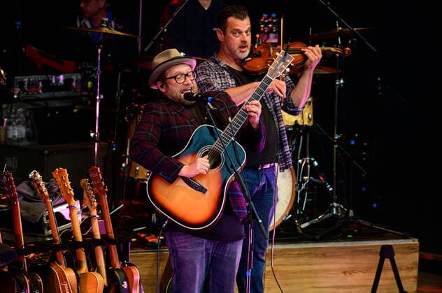 Gregor Meyle Band live at the Endlich wieder summer concert at the Parktheater Großer Garten Dresden, 12 09 2021 Foto:xM.xWehnertx xFuturexImage
