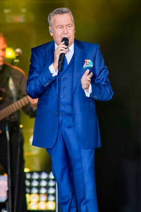 Roland Kaiser live at the Apolda Music Summer on the festival meadow Apolda, 12 09 2021 Foto:xM.xKremerx xFuturexImage
