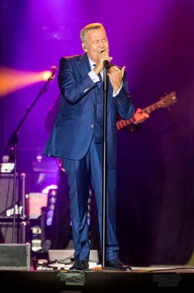Roland Kaiser live at the Apolda Music Summer on the festival meadow Apolda, 12 09 2021 Foto:xM.xKremerx xFuturexImage