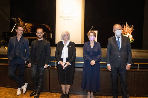 Hanover, Lower Saxony State Prize 2020 Award ceremony at the State Opera House, the prize goes to the entrepreneur Edith Bischof and the pianist Igor LevitThe Lower Saxony State Prize for 2020 SIC goes half to the entrepreneur Edith Bischof and half to the pianist Igor Levit The laudat