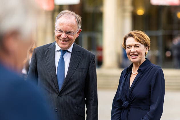 Hanover, Germany 13 September 2021 News 2021 Lower Saxony State Award 2020 State Opera Hanover 13 09 2021 v r Elke Büdenbender Buedenbender, wife of German President Steinmeier, and S Copyright: xFotostandx xMattheyx