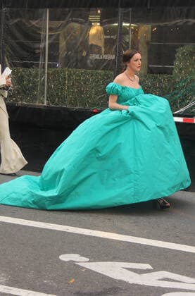NEW YORK, NY- SEPTEMBER 13: Bee Shaffer seen exiting The Mark Hotel on the way to the 2021 Met Gala in New York City on September 13, 2021. Copyright: xErikxNielsenx