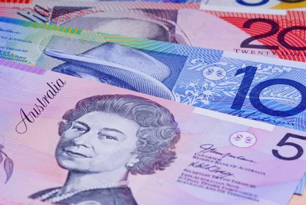 Australian dollar bills, Queen Elisabeth II on the 5 dollar bin, Australia Australia dollar bills, queen Elisabeth II on the 5 dollar bin, Australia BLWS651971 Copyright: xblickwinkel McPHOTO B.xLeitnerx