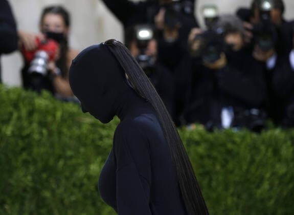 Kim Kardashian arrives on the red carpet for The Met Gala at The Metropolitan Museum of Art celebrating the opening of In America: A Lexicon of Fashion in New York City on Monday, September 13, 2021.  NYP20210913311 JOHNxANGELILLO