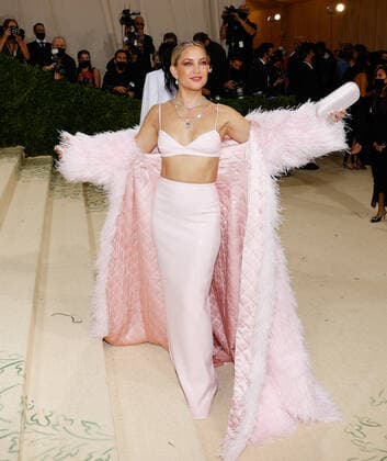 Kate Hudson arrives for The Met Gala at The Metropolitan Museum of Art celebrating the opening of In America: A Lexicon of Fashion in New York City on Monday, September 13, 2021.  NYP20210913588 JOHNxANGELILLO