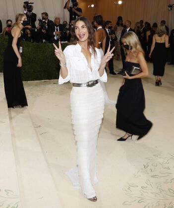 Lily Aldridge arrives on the red carpet for The Met Gala at The Metropolitan Museum of Art celebrating the opening of In America: A Lexicon of Fashion in New York City on Monday, September 13, 2021.  NYP20210913376 JOHNxANGELILLO