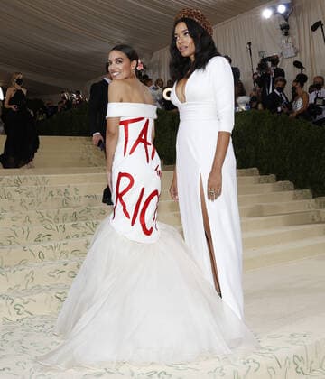 Representative Alexandria Ocasio-Cortez arrives on the red carpet for The Met Gala at The Metropolitan Museum of Art celebrating the opening of In America: A Lexicon of Fashion in New York City on Monday, September 13, 2021.  NYP20210913351 JOHNxANGELILLO