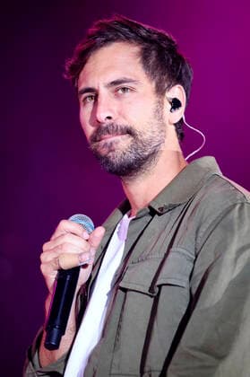 Max Giesinger at a charity concert as part of the concert series Back on Stage at the Gilde Parkbühne Hannover, 13 09 2021 Foto:xU.xStammx xFuturexImage