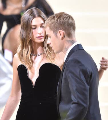 NEW YORK, NEW YORK - SEPTEMBER 13: Justin Bieber and Hailey Bieber at the 2021 Met Gala benefit In America: A Lexicon of Fashion at Metropolitan Museum of Art on September 13, 2021 in New York City. Copyright: xJohnxPalmerx