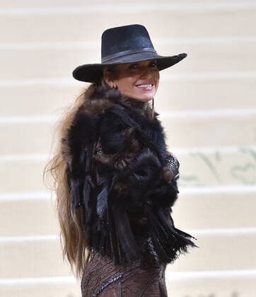 NEW YORK, NEW YORK - SEPTEMBER 13: Jennifer Lopez at the 2021 Met Gala benefit In America: A Lexicon of Fashion at Metropolitan Museum of Art on September 13, 2021 in New York City. Copyright: xJohnxPalmerx