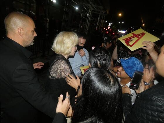 Sept 14, 2021, New York, NY, USA: Stylish and politically-skilled, suave rock superstar Billie Eillish engages and enraptures her fans outside a New York After Party, following Manhattan s _Event-of-the-Year_, the 2021 Met Gala.  Copyright: xJuliaxMineevax