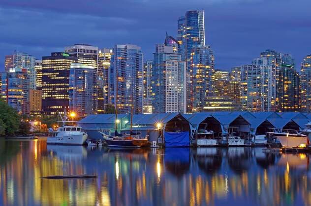 Skyline with skyscrapers at dusk, boats and yachts, stanley park, Vancouver, British Columbia, Canada, North America Copyright: imageBROKER/ReinhardxPantke ibxrpa06990425.jpg
