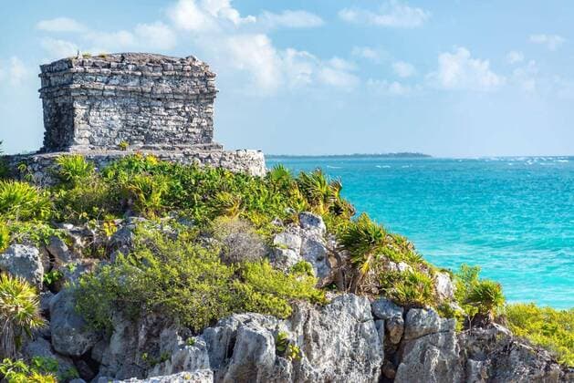  Tulum Ruins and Beautiful Caribbean, 11.10.2020, Copyright: xjkraft5x Panthermedia20909409
