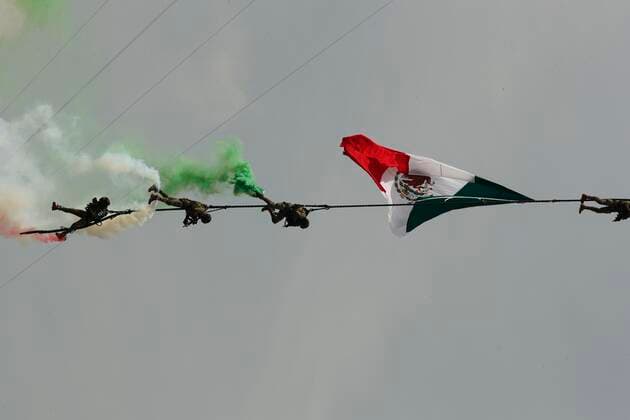 Photograph of the military parade of the 211st Anniversary of the Independence of Mexico, today, in the Zocalo of Mexico City, Mexico 16 September 2021. 211 anniversary of the independence of Mexico !ACHTUNG: NUR REDAKTIONELLE NUTZUNG!  Copyright: xJoséxMéndezx MEX1656 20210916-bab7d36976484221cea2ac1cdd92a533154f25b0