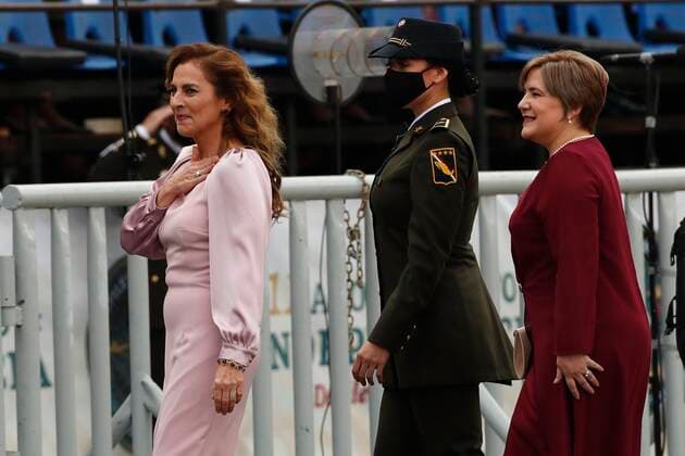 The wife of the president of Mexico, Beatriz Gutierrez Muller Ll), and that of the president of Cuba, Lis Cuesta Peraza (R), participate in the military parade of the 211th Anniversary of the Independence of Mexico, today, in the Zocalo of Mexico City, Mexico 16 September 2021. 211 anniversary of the independence of Mexico !ACHTUNG: NUR REDAKTIONELLE NUTZUNG!  Copyright: xJoséxMéndezx MEX1625 20210916-83acbd5c0fea216b72a9a56ed26463e22c4fb84f