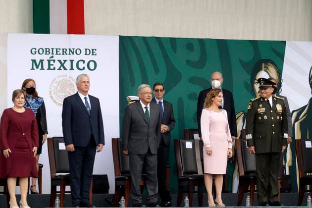 Ceremony Of The 211th Anniversary Of The independence Day MEXICO CITY, MEXICO - SEPTEMBER 16, 2021: President of Mexico, Andres Manuel Lopez Obrador, accompanied by his wife Beatriz Gutierrez Müller and President of Cuba, Miguel Diaz-Canel during the ceremony of Military parade for the 211th anniversary of the Grito de Dolores or national Independence. On September 16, 2021 in Mexico City, Mexico. (Photo by Luis Barron Eyepix Group) Copyright: xLuisxBarronx EYEPIXGROUP_LB_16092021_5052