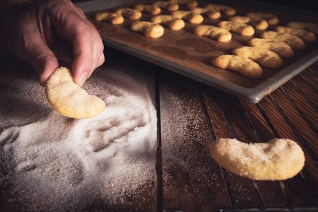 weihnachtsbäckerei,weihnachtsplätzchen,vanillekipferl,weihnachtsbackwerk,weihnachtsgebäck,plätzchen,weihnachtskeks,weihnachtskekse *** christmas cookies,cornets,christmas biscuit m72-iv7