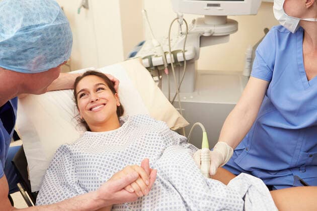 geburt,schwangerschaft,krankenhaus,schwanger,schwangerschaften,hospital,hospitäler,klinik,kliniken,klinikum,krankenhäuser,spital,spitäler *** childbirth,pregnancy,hospital,birth,pregnancies,clinic,hospitals,medical center mmq-ln6 ,model released, Symbolfoto