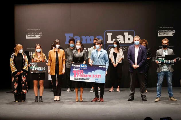17-09-2021 Queen Letizia with Jesus Victorino Santos attend the Famelab Espana 2021 scientific monologist competion at the Circle of Fine Arts in Madrid. Â  Copyright: xPPEx