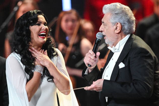 Russia Opera Singer Netrebko Anniversary 6653956 18.09.2021 Opera singers Anna Netrebko reacts as Placido Domingo speaks during a concert marking Anna Netrebko s 50th birthday, at the State Kremlin Palace, Moscow, Russia. Ramil Sitdikov Sputnik Moscow Russia  Copyright: xRamilxSitdikovx