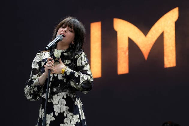 September 19, 2021, Newport, United Kingdom: Irish singer, songwriter and multi instrumentalist Imelda Mary Higham, professionally known as Imelda May performs live on stage at the Isle of Wight festival. Newport United Kingdom - ZUMAs197 20210919_zaa_s197_301 Copyright: xDawnxFletcher-Parkx