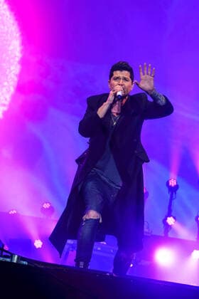 September 19, 2021, Newport, United Kingdom: Daniel John Mark Luke O Donoghue known as Danny Donoghue, former coach on television talent show The Voice, Irish singer, songwriter and vocalist of The Script performs live on stage at the Isle of Wight festival. Newport United Kingdom - ZUMAs197 20210919_zaa_s197_486 Copyright: xDawnxFletcher-Parkx