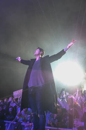 September 19, 2021, Newport, United Kingdom: Daniel John Mark Luke O Donoghue known as Danny Donoghue, former coach on television talent show The Voice, Irish singer, songwriter and vocalist of The Script performs live on stage at the Isle of Wight festival. Newport United Kingdom - ZUMAs197 20210919_zaa_s197_469 Copyright: xDawnxFletcher-Parkx