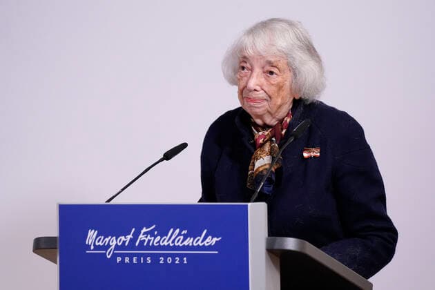 Awarding of the Margot Friedlaender Prize 2021 News,20 09 2021,Berlin, Margot Friedlaender during her speech at the awarding of the Margot Friedlaender Prize 2021 Berlin Berlin Germany